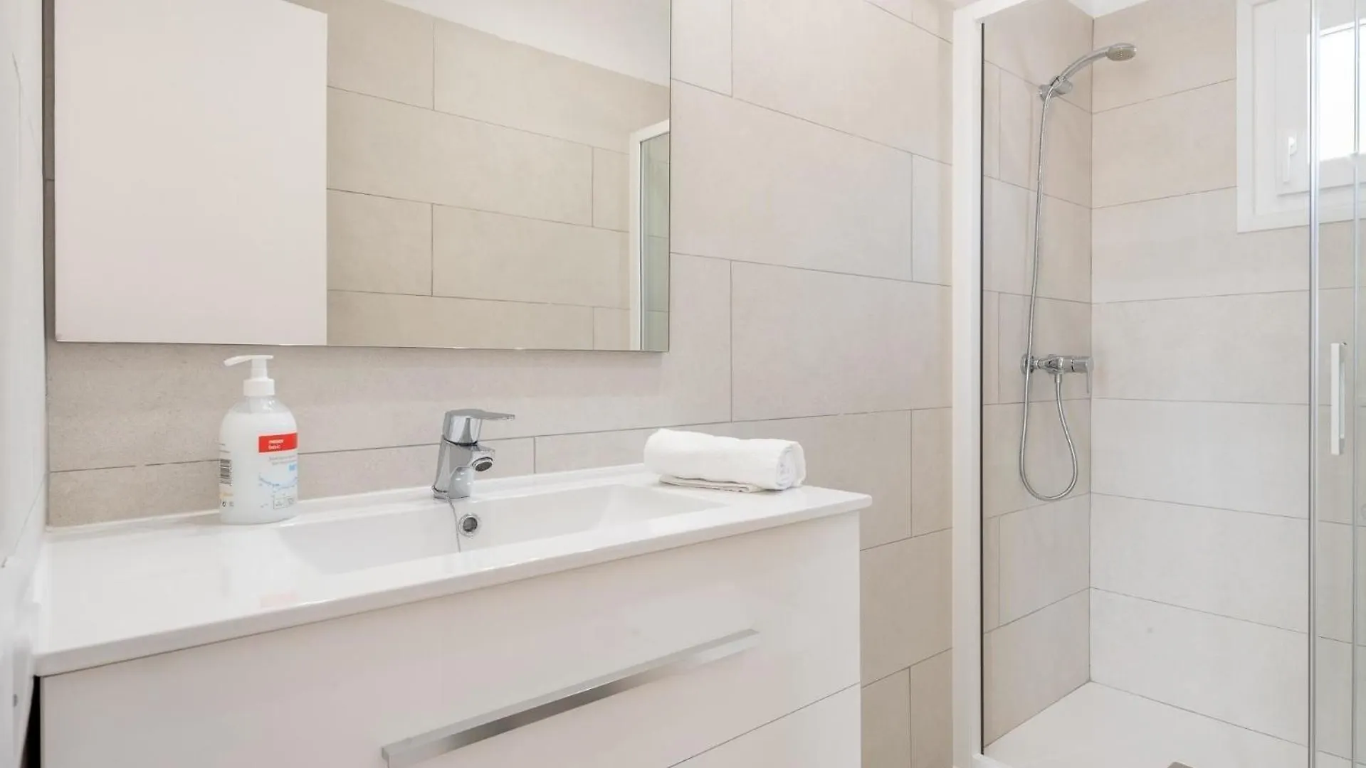 Ferienwohnung Fuer 4 Personen Ca 60 Qm In Portopetro, Mallorca Suedostkueste Von Mallorca